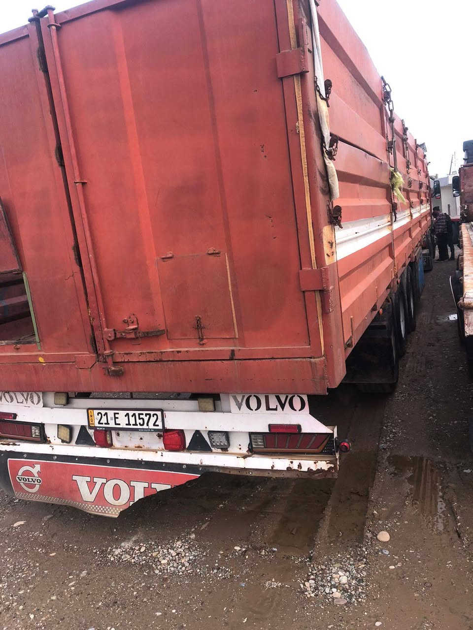 السلام عليكم فالفو للبيع 2001
كير ومحرك شرط رقم سليمانية سنويه لل29
سياره بسمي تحويل مباشر مكان السيارة كركوك  
سعر  175
للاستفسار الاتصال على الرقم 
***********
***********
