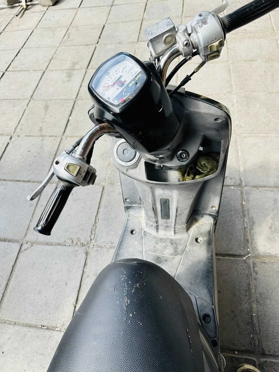 بوليس للبيع رمبه دراجة ممفتوحة ختم واحد مابيهة كل نقص مكان بغداد ***********
