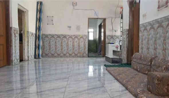 بيت مساحه 370 للبيع  طريق عكيكه سوك قريب على مجمع قسام الاستفسار مراسله الرقم او الاتصال ***********
