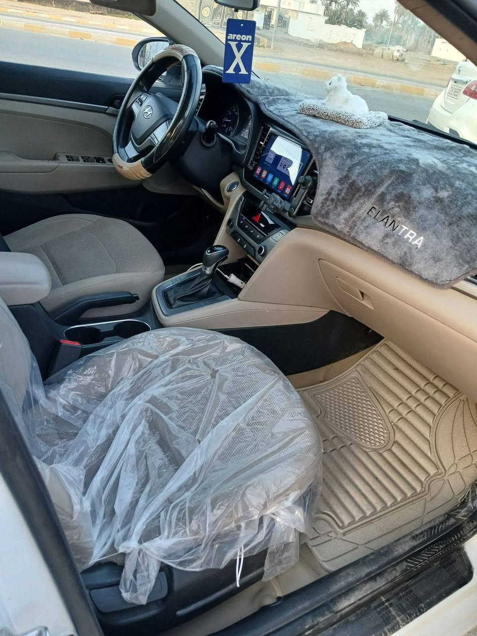 سلام عليكم  النتره موديل ١٨ محرك ٢٠٠٠ سياره خليجي فول مواصفات مكفوله كفاله عامه بس دعاميه اماميه صبغ مكان سياره بالقرب من سيطرة الصقور السعر ١٦٥ بيها مجال شي بسيط للاستفسار ***********
