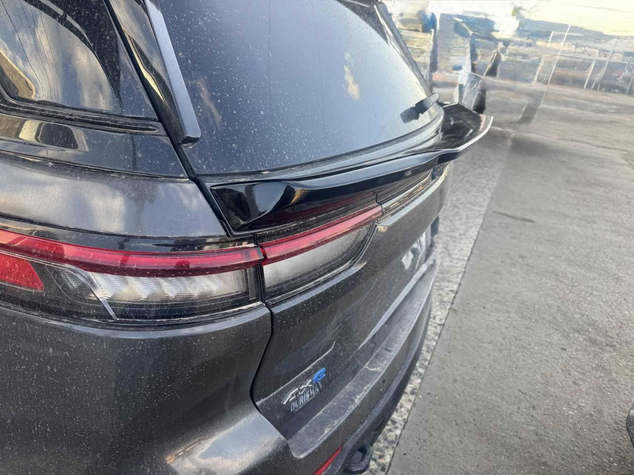 سبايدر جيب 5/7 راكب 
اسود لامع 
*********** 
يوجد توصيل لجميع المحافظات
