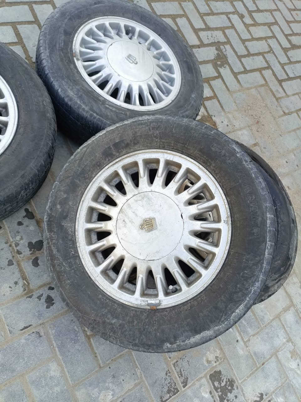 البيع تخم ويل وتاير بكاني بصره قبله ***********
