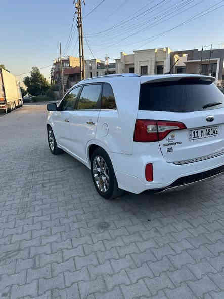 سورنتو 2014 SXL  فول الفول 6 سلندر 7 راكب 3 قطع تبريد بيها 3 قطع صبغ للستفسار *********** بكانها بغداد
