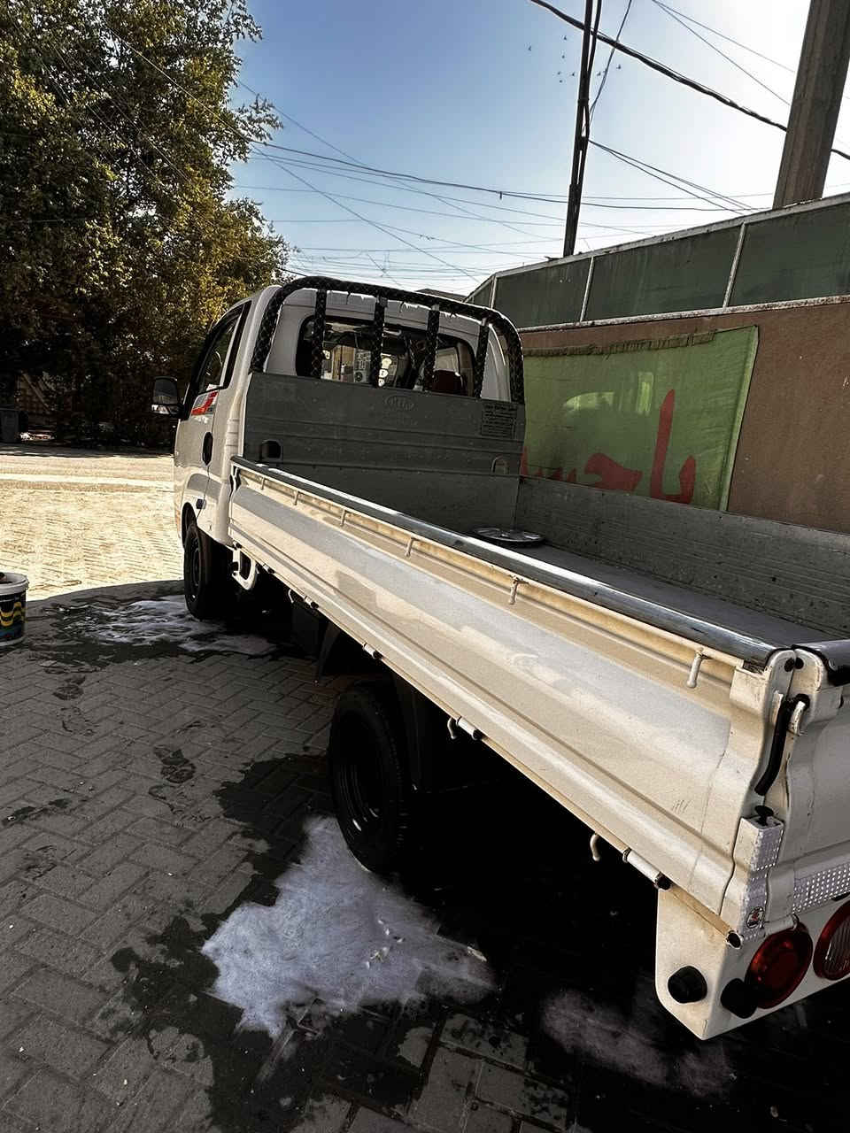 كيه مديل ٢٠١٤ سياره جديده  مكينه جديده تخم تاير جديد كير اكسن جديد حداديه جديده   دوشمه جديده تنته كشنات ارضيه سياره جاهزه كبل الشغل ***********
