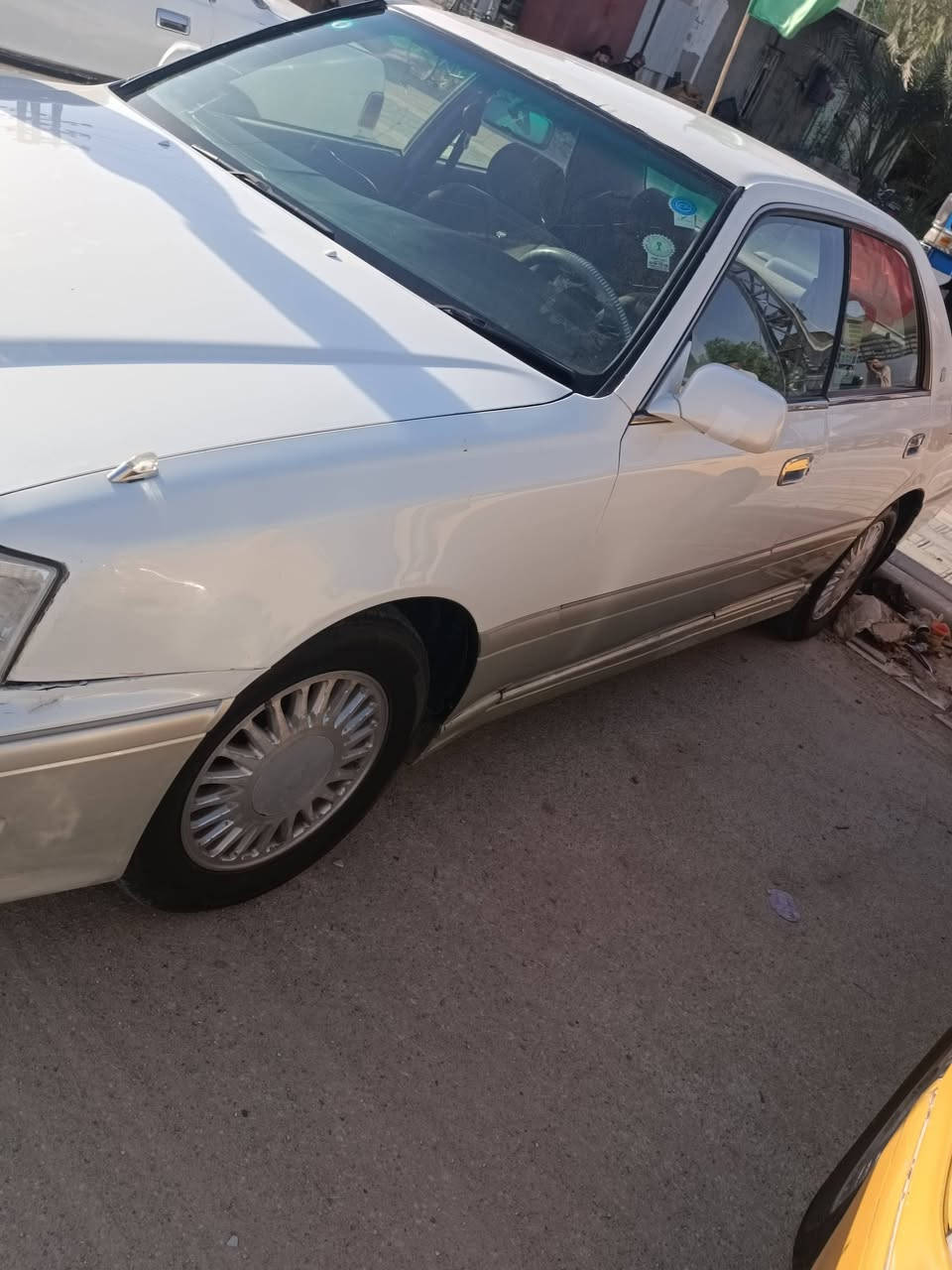 راس الثور فلات موديل 96 رقم بغداد بسمي مداور ثاني يوم كير محرك كفاله عالي زنون حداديه نص عمر خاليه من العيب الشرعي للأستفسار ***********
