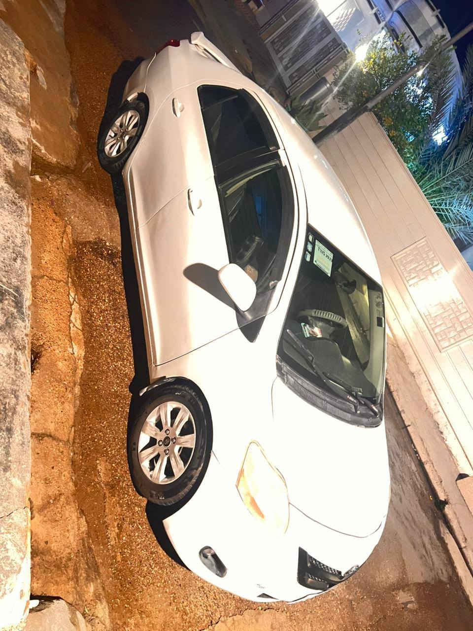 ي
يارس 2008 وارد امريكي مصبوغة حزام الجمالية تدفئة تبريد كله شغال يرهم مراوس حسب القناعه السعر 73بي مجال التواصل عالرقم ***********
