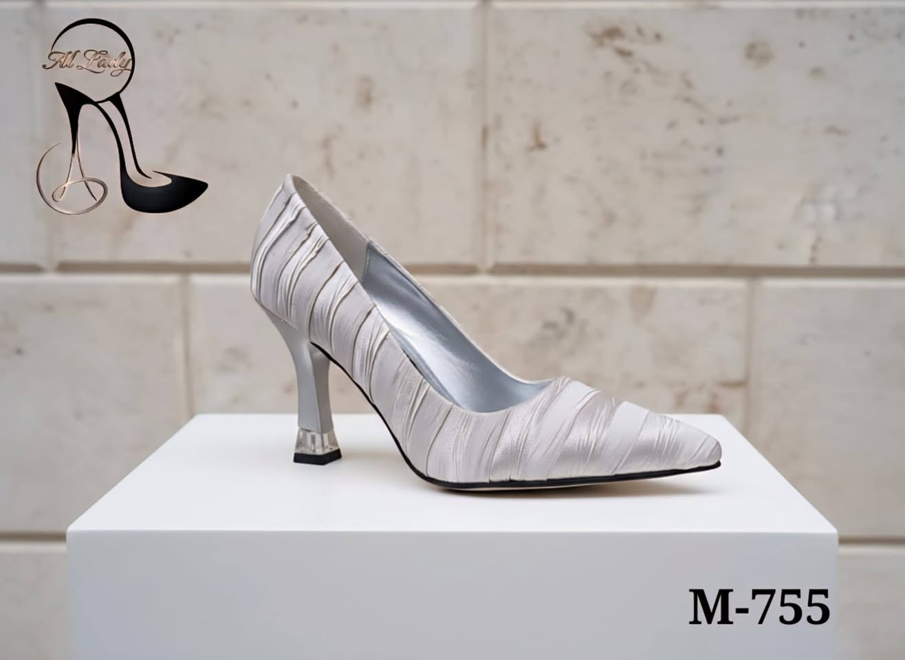 Al_Lady✨
36_40
جملة
رمضان كريم✨🌜


**إذا كنت صاحب هذا الإعلان وتريد حذفه لأي سبب، رجاءا أرسل رسالة إلى الدعم الفني**