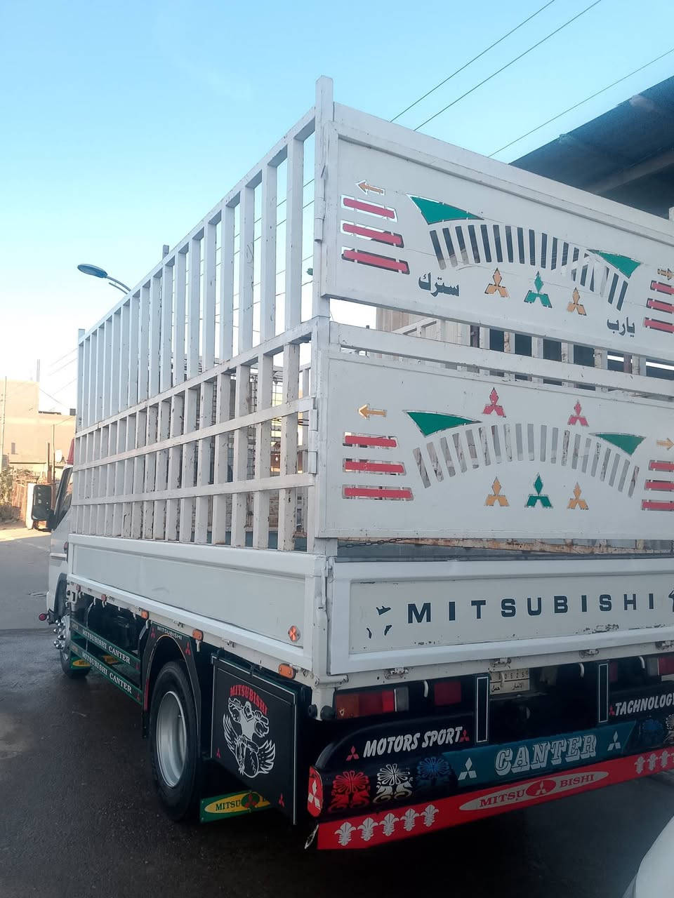 سلام عليكم كنتره 2009 مكفوله كفاله عامه كير ومكينه واكسن وشاصي وتخم تاير وتبريد ويه السويج سياره جاهزه عله اخر حبايه رقم انبار بسمي تحويل ثاني يوم سياره جاهزه السعر 175 وبيه مجال الشراي مكاني الانبار فلوجه شراي يتصل وبي خير ويدلل ***********
