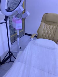 صالون ريفاني • شارع الزهور • لفت رموش