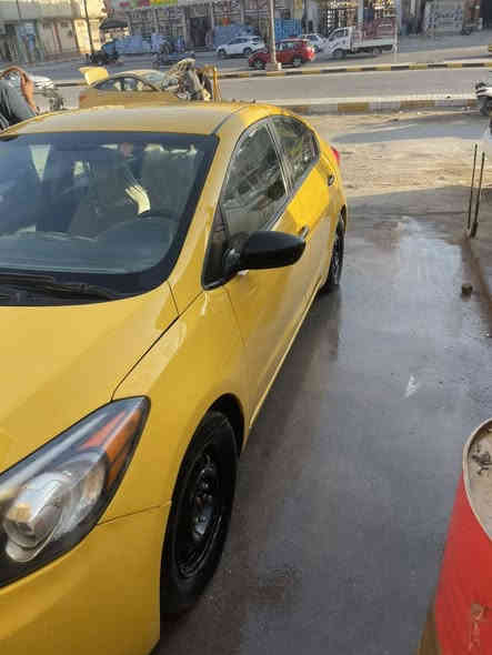 سلام عليكم فورتي موديل 16 امريكي مكينه 1800 دوش رقم بغداد  كير مكينه خير من الله تبريد فول تتدفة  تخم تاير جديد   سياره خير من الله كبل للشارع هيه غرامات امصفر عنوان بغداد الحسينيه رايدهه 110 اوبيهه مجال بسيط ***********
