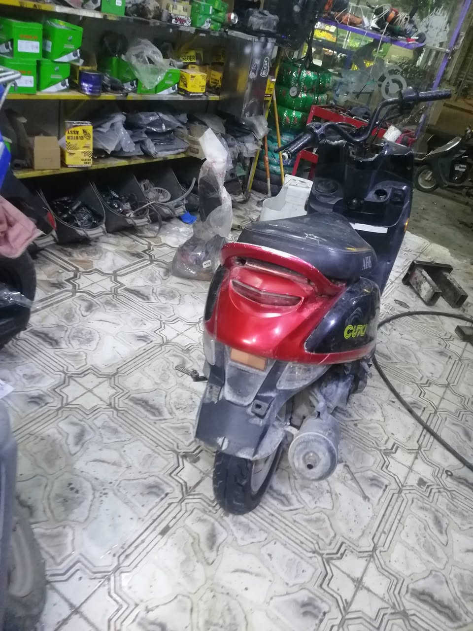 السلام عليكم دراجه ماكس بوليس للبيع محرك مامفتوح سلف هندر شغال السعر 200وبيه مجال المكان السماوه حي الحكم قرب صيدليه العين


**إذا كنت صاحب هذا الإعلان وتريد حذفه لأي سبب، رجاءا أرسل رسالة إلى الدعم الفني**