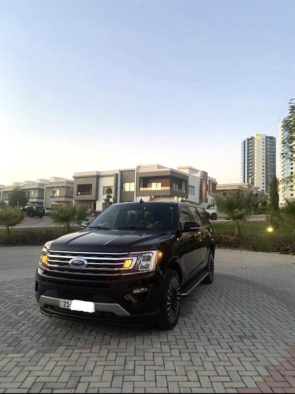 ⁨	⁨	⁨	⁨	⁨	⁨	⁨	للبيع ….⁨
النوع : Ford
الموديل : Expedition 
مواصفات : XLT
سنة الصنع : 2021
المحرك : 6 سلندر / 3.5 Twin Turbo
ناقل الحركة : اوتوماتيك
نوع الوقود : بنزين
الحالة : امريكي / دخول كلين تايتل
حادث بالعراق
( 1 ) قطعة صبغ + ( 1 ) قطعة تبديل شركة
عداد الكيلو متر / مايل : 81,000 مايل
ايرباك: سليم

دبل اكسل
كشنات جلد
كشنات بارد + حار
كشنات كهربائي
كشنات خزن
صندوق جك
استيرن كهربائي + هيتر
كار پلي
السعر : 28,800$

ملاحظة : السيارة محرك مفتوح بس بدون  عيب بشرط الفحص

السيارة رقم شمالي / سليمانية
بشرط التحويل والغرامة

 …………………………..
لمزيد من المعلومات او للتواصل 
*********** - ***********
