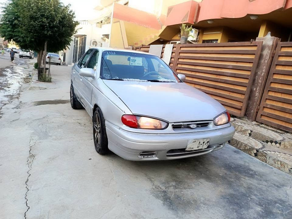هۆندای النترا ئارمی بلاستیکی سلێمانی بەشەرت + گێر و مەکینیەی پرۆتۆن + بەخاخ پاوە ر + سەرف و دوکەڵ و لێجونی نیه + جام کارەبای گەرمی و کاروبای مەزبووتە + گێجی بەنزین و حەماوە و زەختی کرینی مەزبوت عبشە کات فلجەو ئاو لایت و سەکن و حواری مەزبوت + ویل کرۆمە ویل سپۆرەتە تایەی تازە
پشت و بێشی دەعم و لێدراوی نیه وەرگەراو نیه + بۆیاخ و هەیکەلی جوانە + ناو دەشبولی جوان + سەیارەیە کی تون تۆڵە 
مۆدێلی + 1993 + سعری 16 گەڵا 
ژمارەی تەلەفوون (***********) شمشمل, السليمانية
