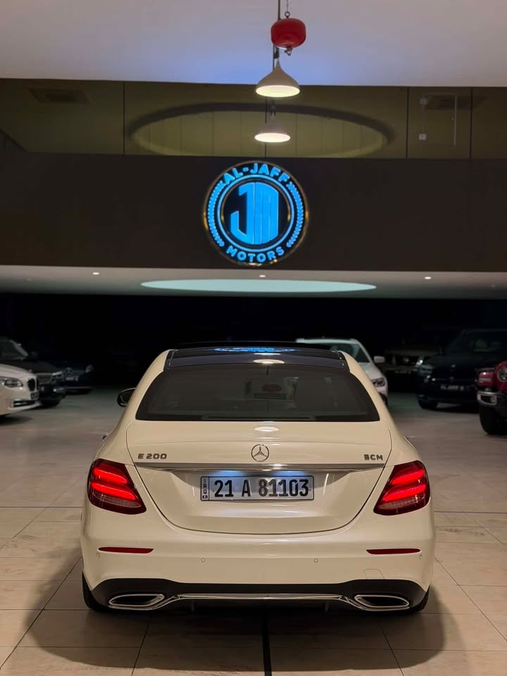 السلام عليكم 
سعر جدا مناسب 🔥🔥
للبيع فقط
مرسيدس E200 AMG خليجي  وكاله BCM
موديل 2019 ماشيه 120 الف كيلو ضمان دولي بصمتين
🚨فول الفول
ابواب سحب وبردات وبانوراما وكامرات 360 درجة ورادارات وكشنات جلد تدفئه وكهرباء وخزن و وبصمات وصندوك كهرباء ولدات داخليه وبعد كلش هوايه مواصفات )
🚨السياره مكفوله بدون صبغ او تبديل او شخوط عدا مكانين صغار pdr وگير ومكينه بدون فتح او خلل

السعر :295 $ ورقة
العنوان :السليمانية المعارض الجديدة معرض (الجاف)
للأستفسار:***********
