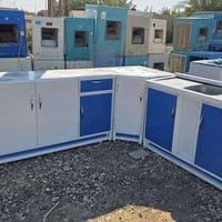 كاونتر مستعمل • ٣ قطع • مجمع الربيع