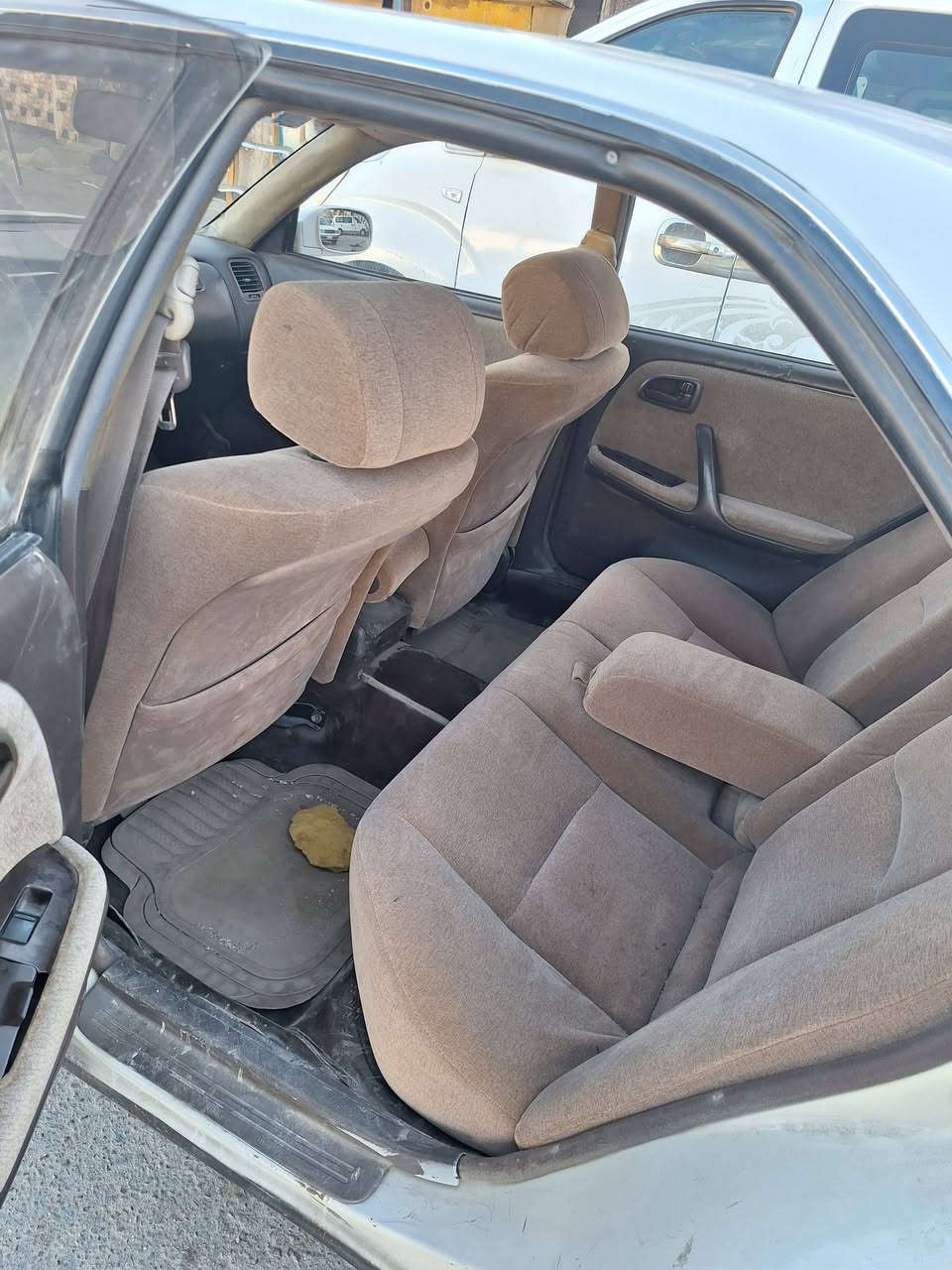 سلام عليكم مارك نفخ مديل 95 مكفوله من الكص صبغ عام لسياره نقل جثه بدنه كامله سنويتها ل2029 سياره بصره راعيها يريد تحويل سعرها 45 ورقه رقم الهاتف ***********  الاثير للاتصال 
*********** اسيا للواتساب فقط
