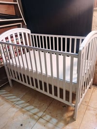 سرير أطفال • خشب صنوبر • جونيورز