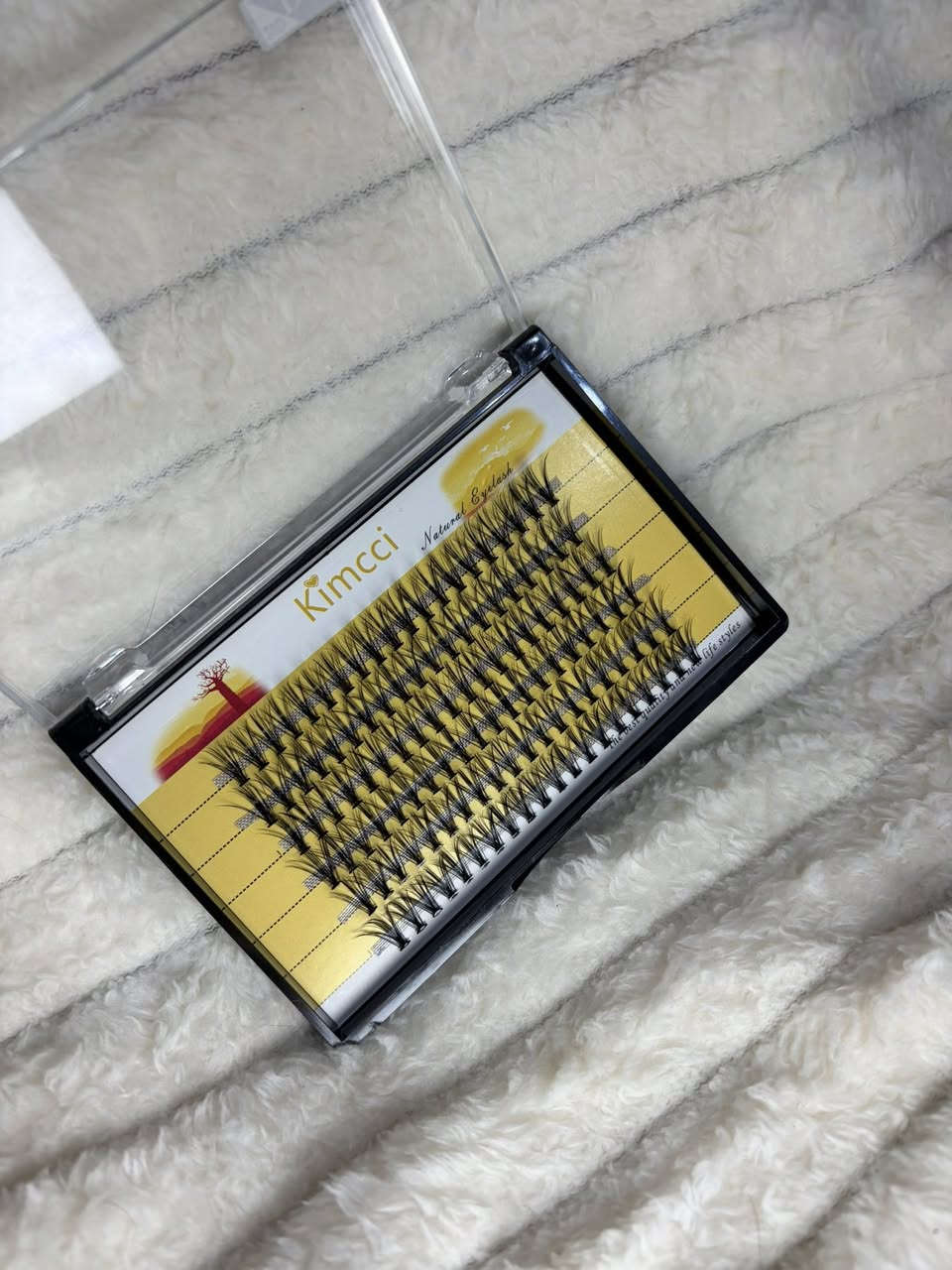 سلام عليكم
متوفر رموش شعرة شعره كوالتي عالي عدد هواي كل سيت بي درجات 
سعر ال4 سيتات رموش صغير 10 الف 
السيت الكبير سعر القطعة الوحده 5 الف  
توصيل5 الف محافظات 

متوفر اصباغ وبيس كوت وتوب كوت اضافر جلش وجهاز يوفي 
للاستفسار 
wa.me/9647773919951
