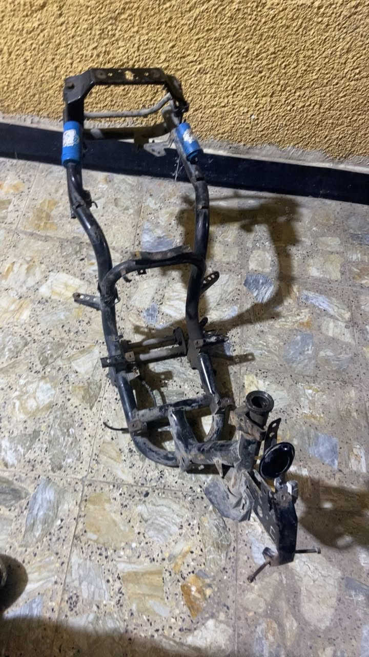 سلام عليكم شاصي سعر 100وبي مجال زوج تواير ووياله سعر ٤٠وبيهن مجال سلف ٥٥رياضي سعر 15وبي مجال مكاني شعب شارع صحه رقم ***********
