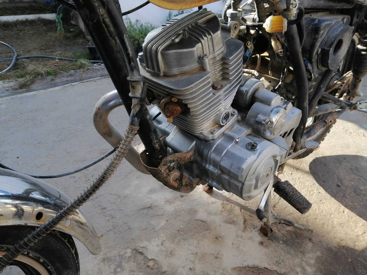 سلام عليكم دراجه كير امزت واحدجوه ولباقي فوك دراجه حلوه محرك ناعم لايت شغال عايزها بس كهربائيات شغاله هندر واحد سعر ٢٤٠ وبيها مجال *********** الخالص رجاا المايشتري لايتعبنه رجاا
