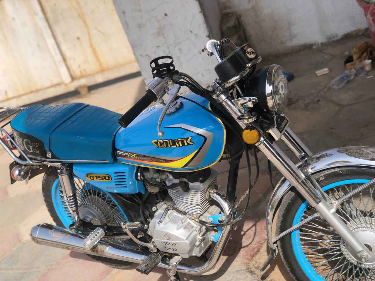 السلام عليكم دراجه نامه برو مكينه قطاس موديل 22 دراجه  خير من الله  اوراق وصولي كامله مكاني الرستميه قرب الكليه العسكريه السعر 600 وبيها مجال بسيط *********** بي واتساب
