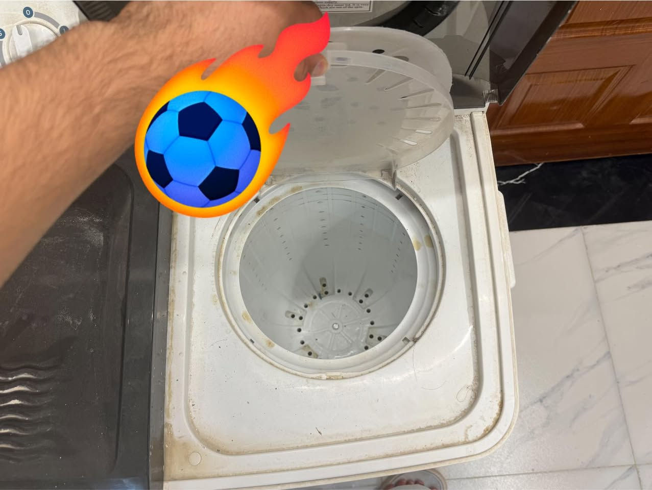 غساله جديدة مستعلمه فقط شهرين
***********
