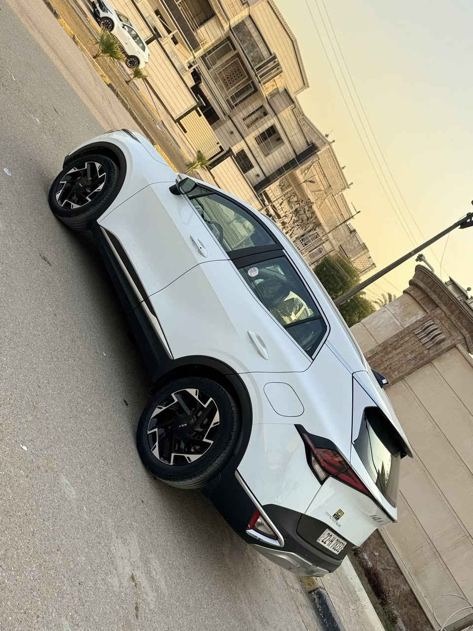 كيا سبورتج للبيع
موديل2023 رقم اربيل السيارة       
 فول مواصفات ماعدا البنوراما
ماشيه66 الف مكفولة كفاله عامة 
من الصبغ والتبديل ماعدا pdrقليل بل جاملغ الخلفي +اثر حالوب بل تكمه اليمنه فقط
السعر 22،100$ورقة وبيهامجال 

رقمي ***********
(( مواصفات السيارة ))‎
‏‎  
2- بصمة
‏3 - سعة المحرك 2.0L 
‏‎ 4- حساسات أمامية 
‏‎ 5- حساسات خلفية
6‏‎ - لايت زينون + LED
‏‎  كشافات  بك لايت LED
‏‎ 9- ويل كب 20
10- اريل نفكيشن 
11- تشغيل عن بعد 
‏‎ 12-فتح الصندوق كهرباء ذكي 
13-‏-‎ دشبول شاشة 
‏‎  شاشة Apple Car play 
‏14‎- كاميرا دوارة‏
‏‎ 15- تدفئة المقود  والكشنات الامامية 
‏‎ 16- مثبت السرعة Cruise 
 الأوامر الصوتية
‏17‎- أوضاع القيادة  Drive Mode
‏‎ - فحص أنظمة السيارة 
‏‎ - حساسات ضغط اطارات 
‏‎ - شفتات مقود
‏‎- تبريد شاشة
‏‎ - هاند بريك بصمة 
‏‎‏- ABS 
‏‎‏ - Auto Hold    أوتو هولد
‏‎‏- ISO Fex        ايزو فكس
‏‎- نظام مانع الانزلاق
‏‎- نظام نزول المنحدرات 
‏‎- اشارة في المرايا الجانبية 
‏‎‏- رادارات جانبيه مع رادار خلفية
