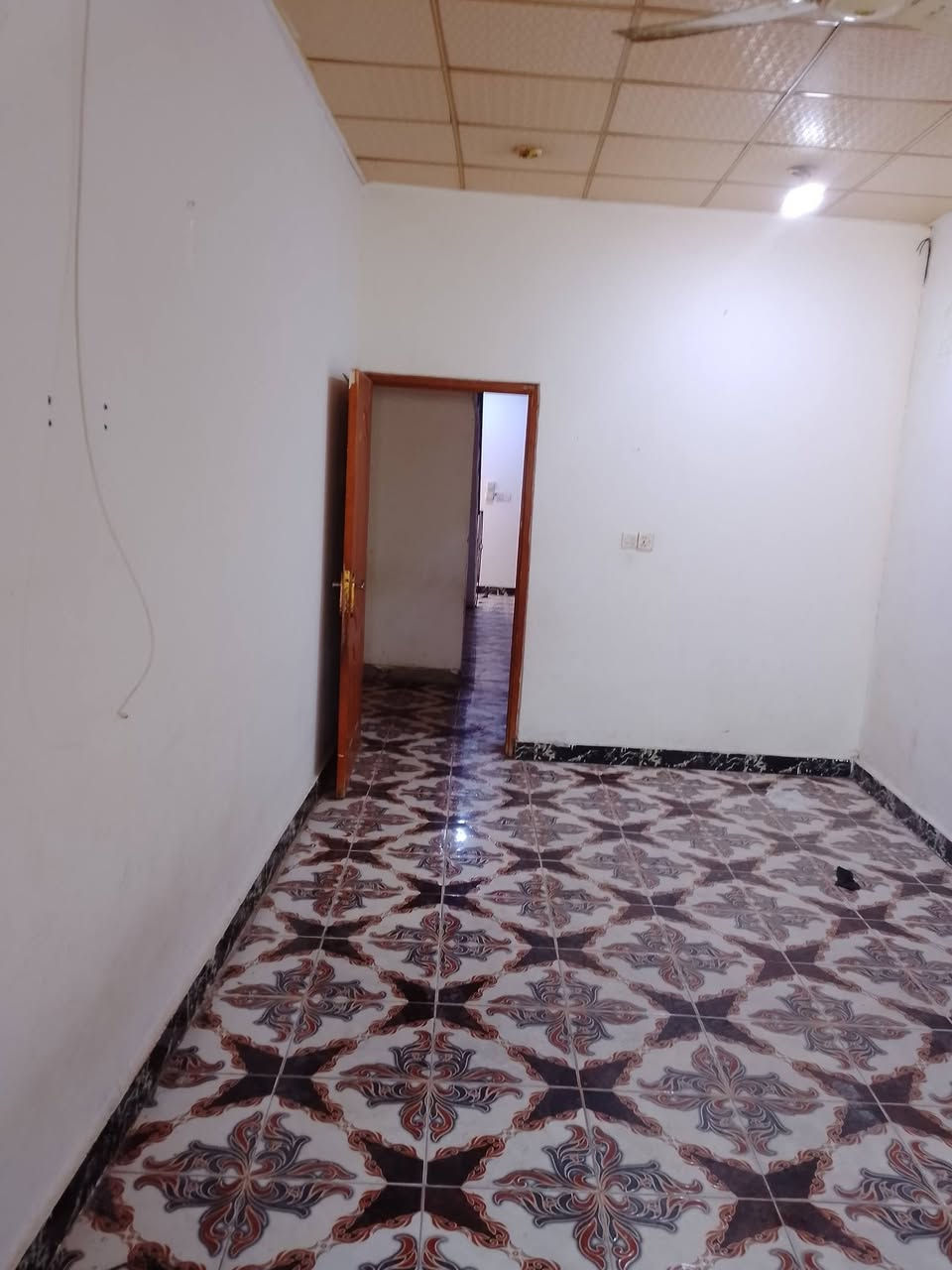 بيت ايجار ابي الخصيب قرب محمكه مساحه ١٥٠م يحتوي غرفه منام وصالة ومطبخ وصحيات وكراج اجاره ٣٠٠الف
للاستفسار ***********
