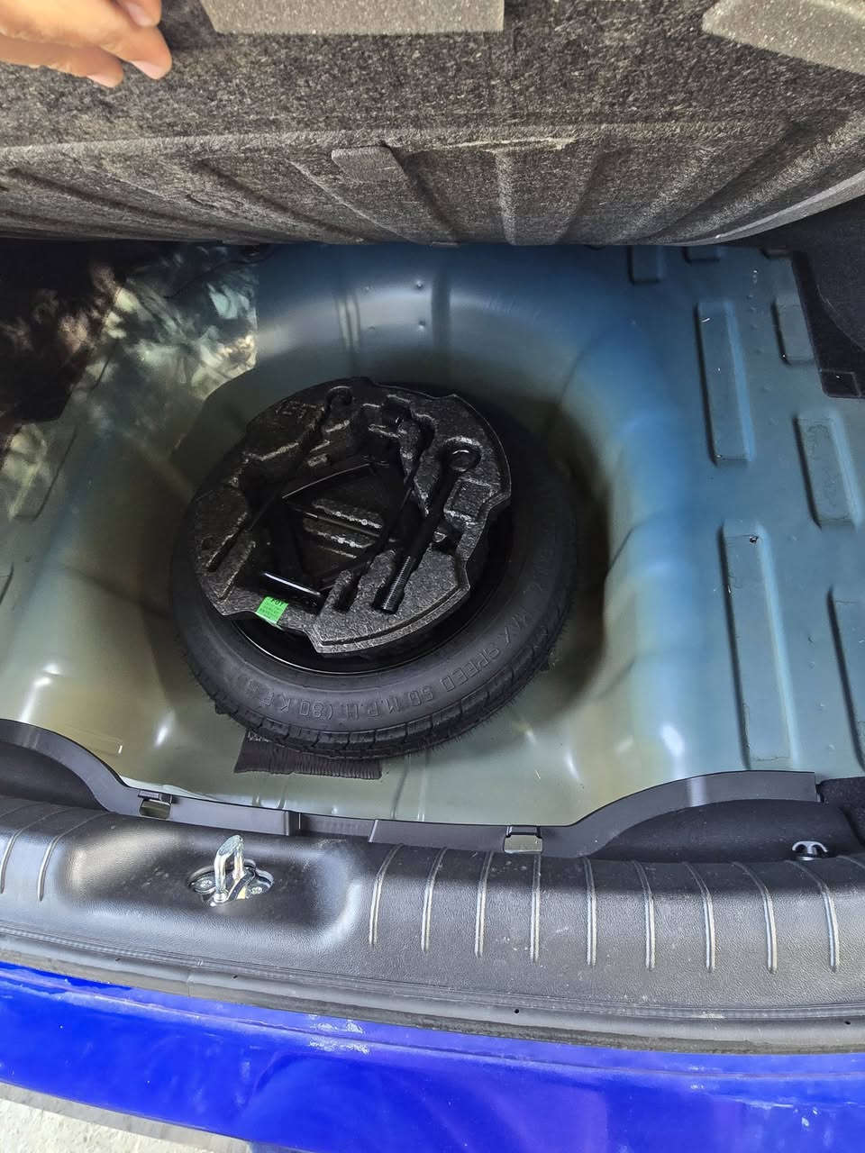 سلام عليكم النترى وارد امريكي موديل 2024 ضرر بسيط بدون ارباك موصفاتهه نص فول بصمه    بدون صبغ البنيد يرجع بارد
تشغيل عن بعد 
شاشه دجتل 
رادار امامي وخلفي 
تحديد مسار تحكمات
نقطه عمياء 
لايت زنون لد امامي وخلفي ماشيه 9000 جديده جدا زيرو 
السعر 155 وبيه مجال رقم الهاتف ***********  
***********
