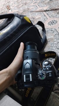 نيكون ٥٣٠٠ • نضافة ٨٠٪ • ملحقات كاملة