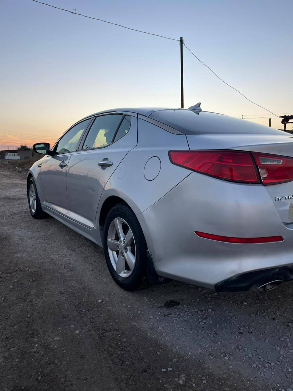 كيا اوبتيما 2015 أمريكي ضربته طرف الجامغ والبنيد ضربه جداً بسيطه مابيه تبديل معمرات نفسهن بيه صبغ ارباع الجاملغات الخلفيه وباب خلفي جماليه رقمه ذي قار راعيه بناصريه مركز مكينه مفتوعه معلى كازكت حداديه طوبه لايت زنون تبريد كامله مال جناي السعر 110بيه مجال بسيط الإتصال ***********
