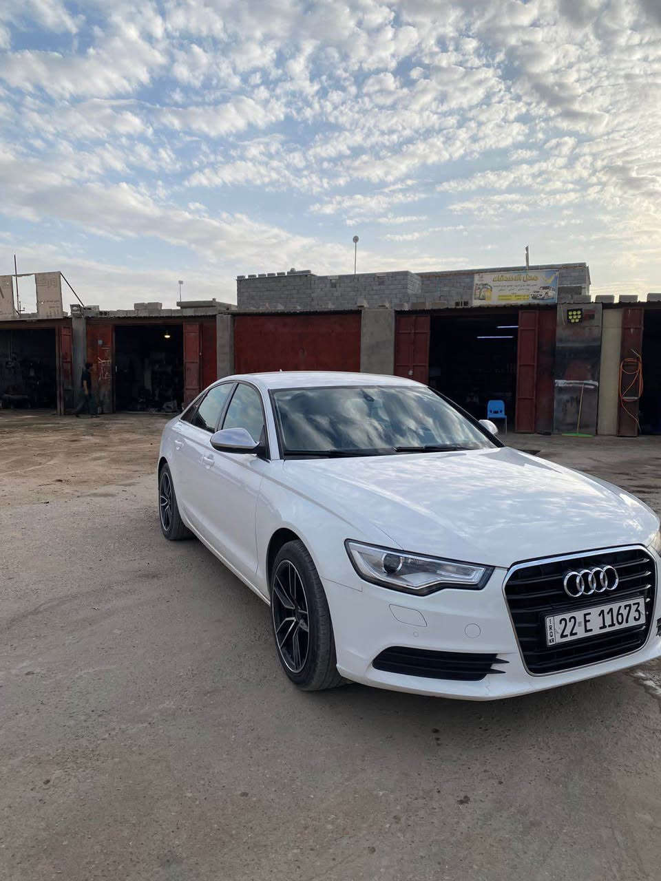 اودي موديل 2013سياره جديده كفاله محرك 4سلندر 2تيربو سياره صاروخ وجديده كفاله من كلشي تخم تاير جديدحداديه جديده تبريد ثلج سياره ماناقصها اي شي رقم اربيل فول مواصفات للخير مكاني بصره خور زبير ‭0788 800 0428‬ البصرة, العراق
