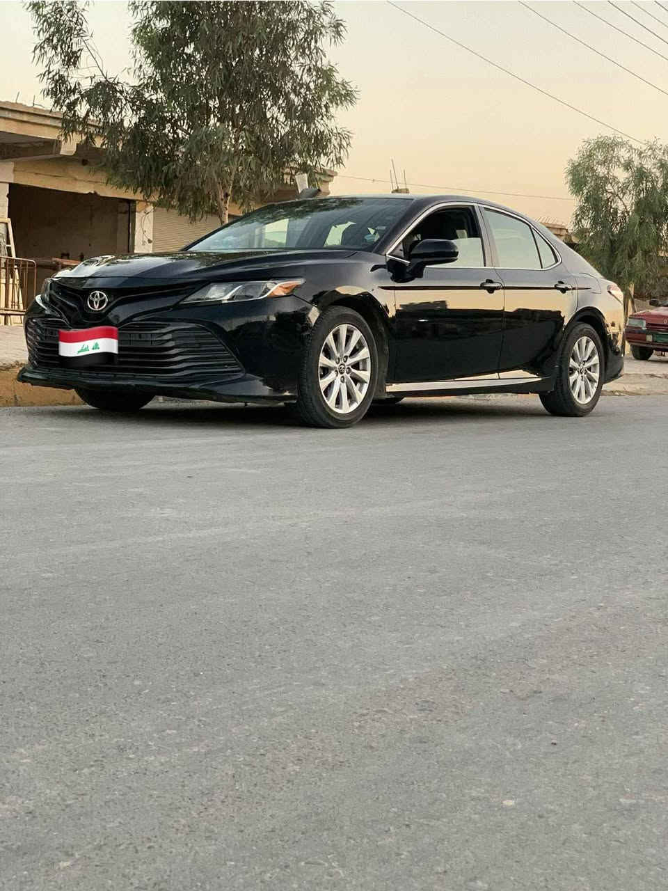 #كامري_للبيع 2018 وارد امريكي مابيها لاصبغ ولا تبديل
الفئه LE رقم نينوى حديث وهزه جديد حادث جدآ بسيط الدعاميه الامامي واكع ومشدود نفسها  بدون دواخل ولا ايرباكات ولا صبغ موجود صور الفحص داخل الصور بيها تعديل بارد جاملغ الخلفي جهت السكن على كد الشبر وجاملغ السكن الامامي عل كد شبر  تحويل بنفس اليوم 
#السعر 159 العنوان موصل ناحية المحلبيه 
للتواصل *********** بيها واتساب
