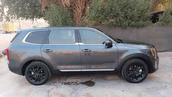 كيا. تليرايد
موديل 20 
فئة LX
حادث جاملع وبنيد وراجعات نفسيتهن
سياره مرقمه اربيك ثاني يوم احولك او كاله
بصمه
سايد بريك بصمه
كشنات جلد
حساسات
كامره خلفيه
رادار
مكان السياره بغداد الشعب
للاستفسار ***********
