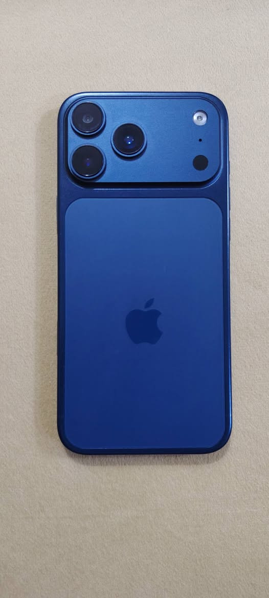 ايفون 17 برو ماكس أمريكي درجة ثانية ذاكرة 256 بطارية 100 جهاز لا يعلك ولا يكف مو مثل الصيني الي يعلك ويكف
جهاز كما موضح بالصور بعده جديد غير مستخدم فقط مفتوح من الكارتون والكارتون مالته والكيبل موجودات السعر 165 الف وبي مجال الشراي خاص ويدلل متوفر توصيل جميع محافظات العراق


**إذا كنت صاحب هذا الإعلان وتريد حذفه لأي سبب، رجاءا أرسل رسالة إلى الدعم الفني**