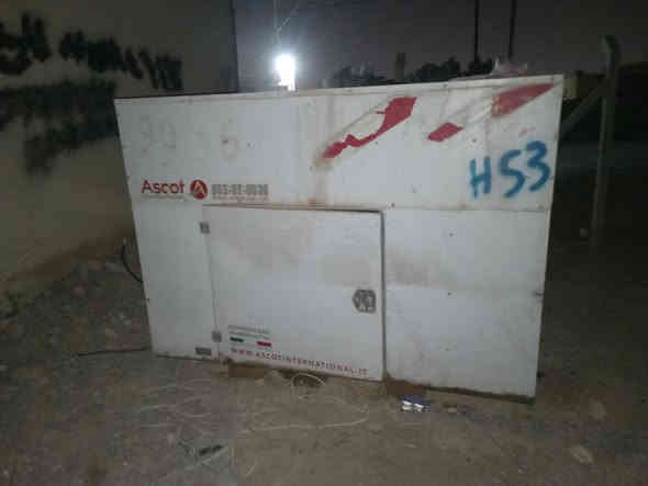 مولدات دويز إيطالي حجم ٣٣ كيفي تبريد دهن كواتم للبيع الاتصال على ٠٦٨١٣٢٦٩٣١٢ او *********** واتساب على الاثير المكان الناصريه
