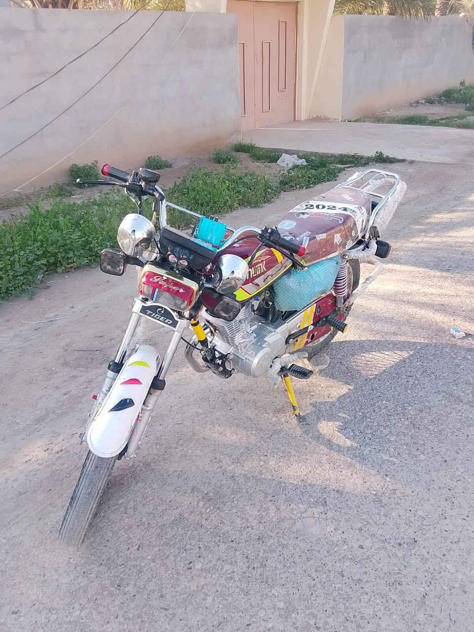 دراجه تايكر للبيع موديل 2024نضافه خير من الله دراجه كامله عده دمج بيها بل كهربائية السعر 670وبيها مجال المكان جسر خرنابات  العباره الرقم ***********
