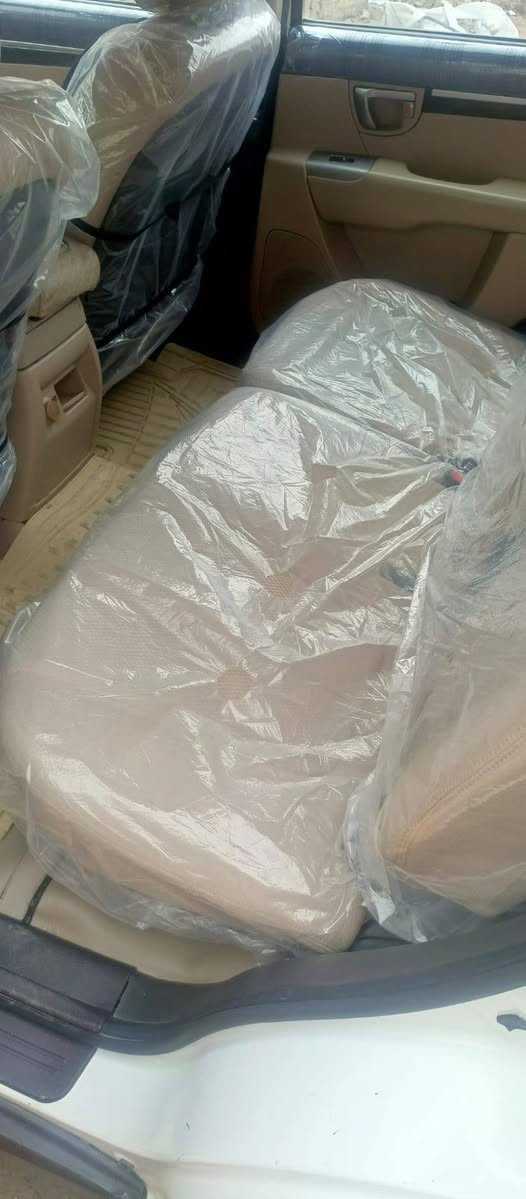 مرة خصت مدير الكروب سنتافي موديل 12 محركهة 3800 ستة سلندر محرك خير من اللة رقم انكليزي  هزتهة بعدهة مصاقطة رقمي ‏‪***********‬‏
