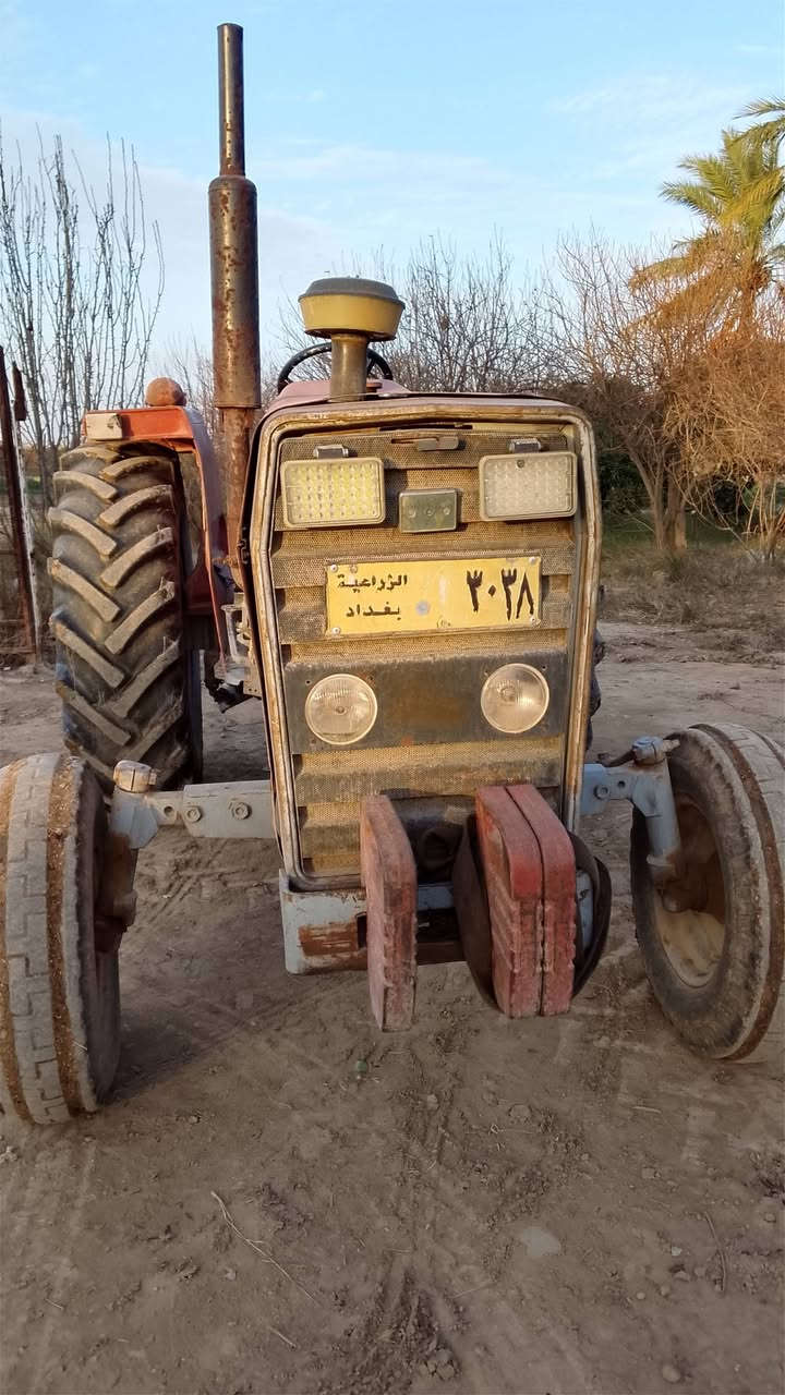 فورگسن 75 انكليزي
موديل81
مكينه نظيفه وجاهزة 
سنويه تحويل 
_______________
📍بغداد اليوسفية 
📞‏‪***********‬‏
