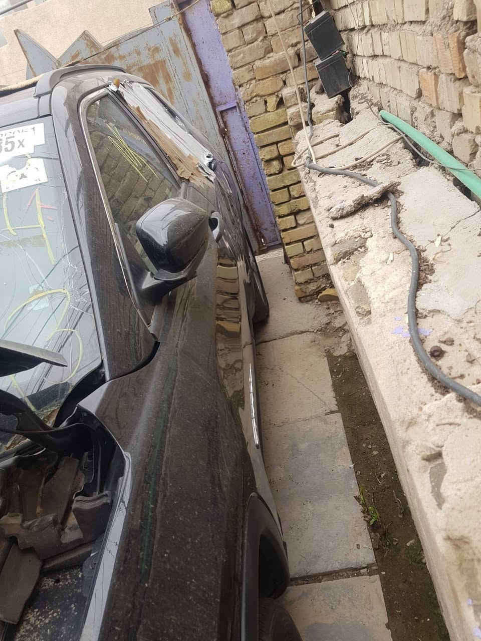 سلام عليكم سياره جيب كومباس موديل 2024 موصفات محرك تيربو بصمه كشنات كهرباء تدفه شاشه بعد بيه هواي موصفات سياره داخله كتاب شهداء ابيع على حادثه اكرر على حادثه سياره ماشيه 25الف سعر 115 العنوان بغداد  تصل على رقم غير متواجد على فيس ‏‪***********‬‏
