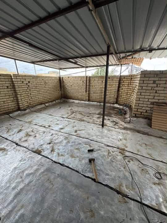 يالله السلام عليكم يعلن مكتب بركات الزهراء عن وجود دار طابو زراعي سند 25 مساحته 100متر بناء طابوق مسلح 
يتكون من غرفه استقبال مطبخ صحيات صاله 
الطابق الثاني غرفه نوم
موقع الدار حي المصطفى شارع الجامع 
جميع الخدمات ماء كهرباء تبليط البيت ركن عرض الشارع 12متر 
ملاحظه البيت فارغ حاليا بناء حديث سنه 24
السعر63 مليون بي مجال
الاتصال ***********
