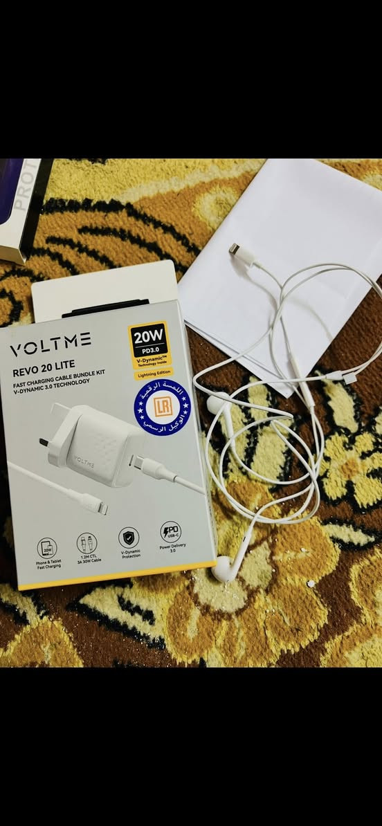 سلام عليكم ايفون 13برو ماكس الون المميز بطاريه 92كامل ملحقاته نموذج Mجهاز نضافه فول سعر 775وبي مجال بصيط كلش نتصل ‭0782 832 6708‬ مكاني شطره
