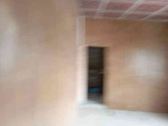 سلام عليكم يتوفر دونم ونص مشيد عليهى دار سكن حالين ترميم في الدار موقع مميز قرب كوين بار وسيطرة الاثار سعره ٤٥مليون  الأرض ماليه فقط مكاتبه وشهود الي يحب يتواصل رقم الهاتف وتساب ***********   يتوفر هيكل مسقف مئسس ماء كهرباء مجاري خلف سيطرت الاثار بناء حديث مساحة ٤٠٠متر كافت الخدمات متوفره   جنس الأرض ملك صرف زراعي حق التصرف هذى رقمي وتساب *********** حلة
