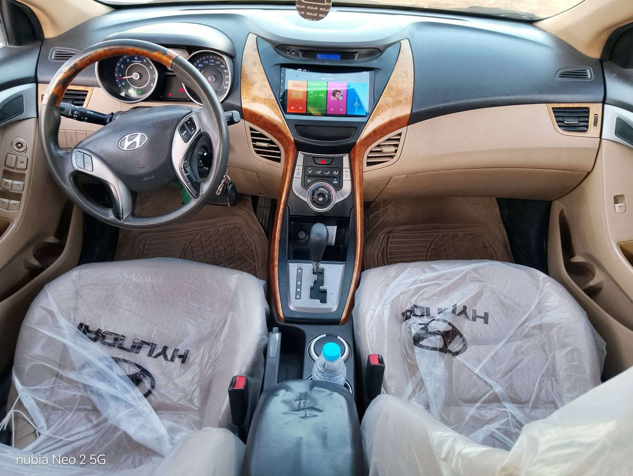 السلام عليكم للبيع هوناداي النترة مديل 2014
مكفولة ڪفالة عامه لا صبغ لا ضربة ولا تبديل ولا بارد 

فول مواصفات 

 فتحة سقف سلايت 
 تحكم ستيرن جهتين 
5 ويل كب 
أشاير بالمري 
حـافضه 
شاشة ايباد 
حساسات خلفية 

 شرط سبير ما نازل 

ماشية 121 حقـيقي 
رقم أربيل وكالة مداور مضمونات 

مڪان نجـف 

سـعـࢪ ←111 وبيها مجال 
رقــم  ←***********
