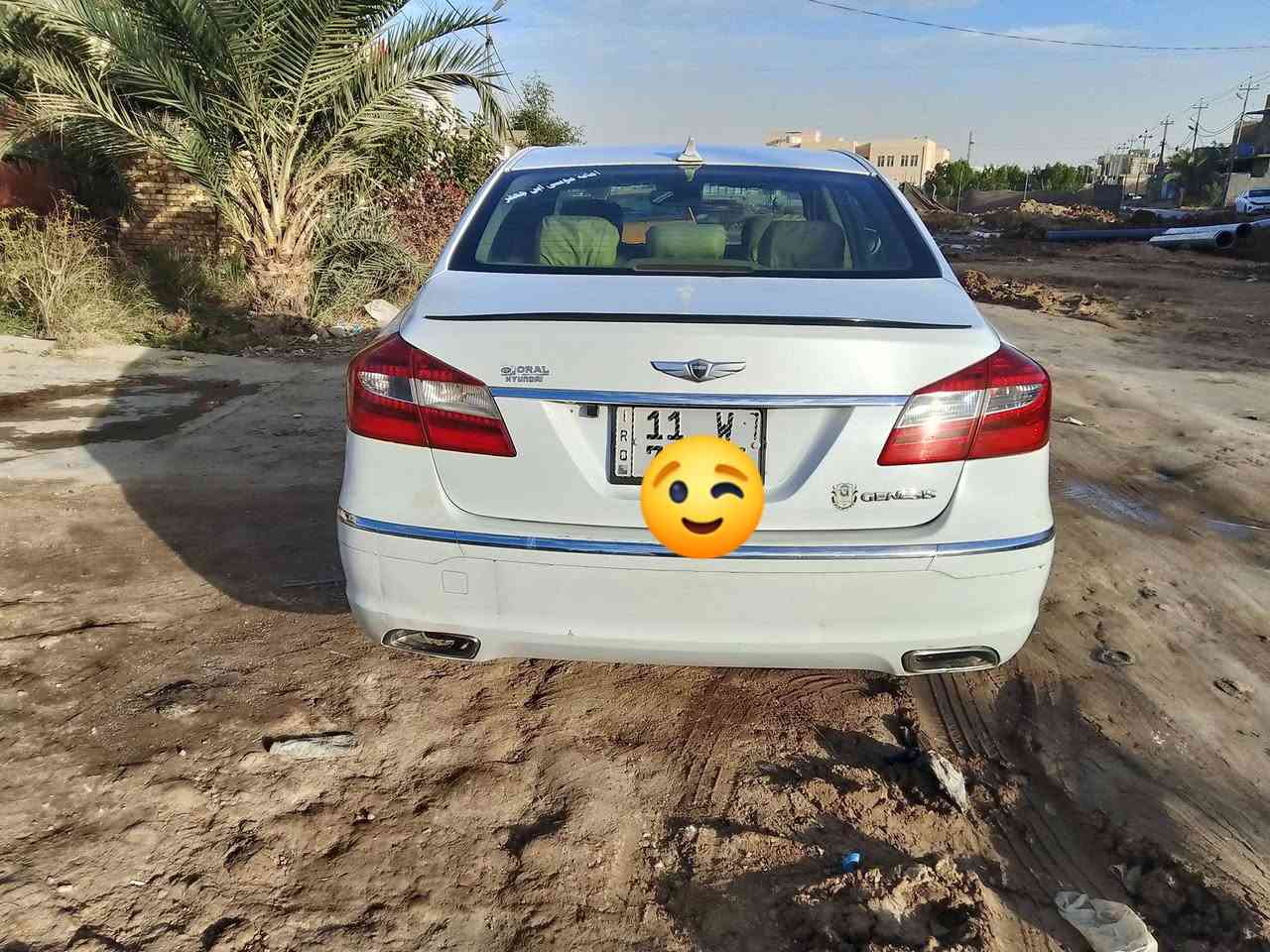 السلام عليكم جنسيز للبيع موديل 2014 رقم بغداد حادث جاملغ وبنيد بسمي مكينه٣٨٠٠ حدايه ٩٠٪100 تخم تاير ويل كب جديد السعر 120وبيه مجال ***********
