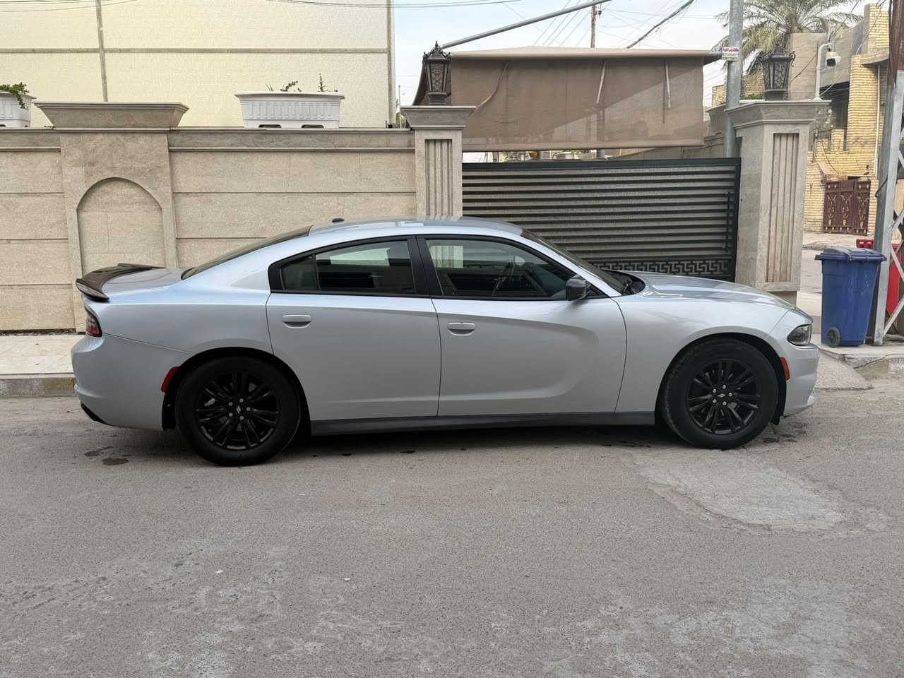 السلام عليكم
دوج جارجر sxtللبيع فقط السعر المطلوب 220$ وبيها مجال ان شاء الله 

موديل 2019 خليجي لون سلفر محرك 3600 رقم اربيل بأسمي تحويل فقط 

السيارة ستوك و على وضع الشركة سيارة مناقصها شي و التفاصيل كلها داخل المنشور و السونار ايضاً سيارة كلين عدى الدعاميات بيها بارد موضح بالسونار 

***********
