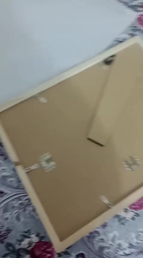 سلام عليكم عندي اغراض امزون وحوض معه اسماكه ستاند تصوير متحرك + كامره مراقبه خفيه + سمعات راقيه بناتيه +اطار صور  تفاصيل اكثر خاص مكاني نجف. حي نداء.


**إذا كنت صاحب هذا الإعلان وتريد حذفه لأي سبب، رجاءا أرسل رسالة إلى الدعم الفني**
