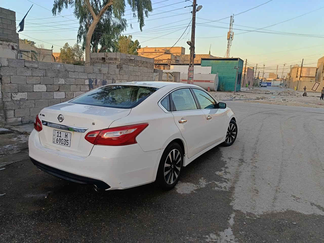 نيسان التيما 18.  SV
محرك 2500 ماشية 119 

بيها قطع صبغ ابيع حزام محرك وگير ممتاز وتبريد شغال 

تحكم استيرن تحتاج بعض الملاحظات البسيطة كماليات

السعر 98
,المكان بغداد الرشاد او العبيدي 
رقم الموبايل ***********
