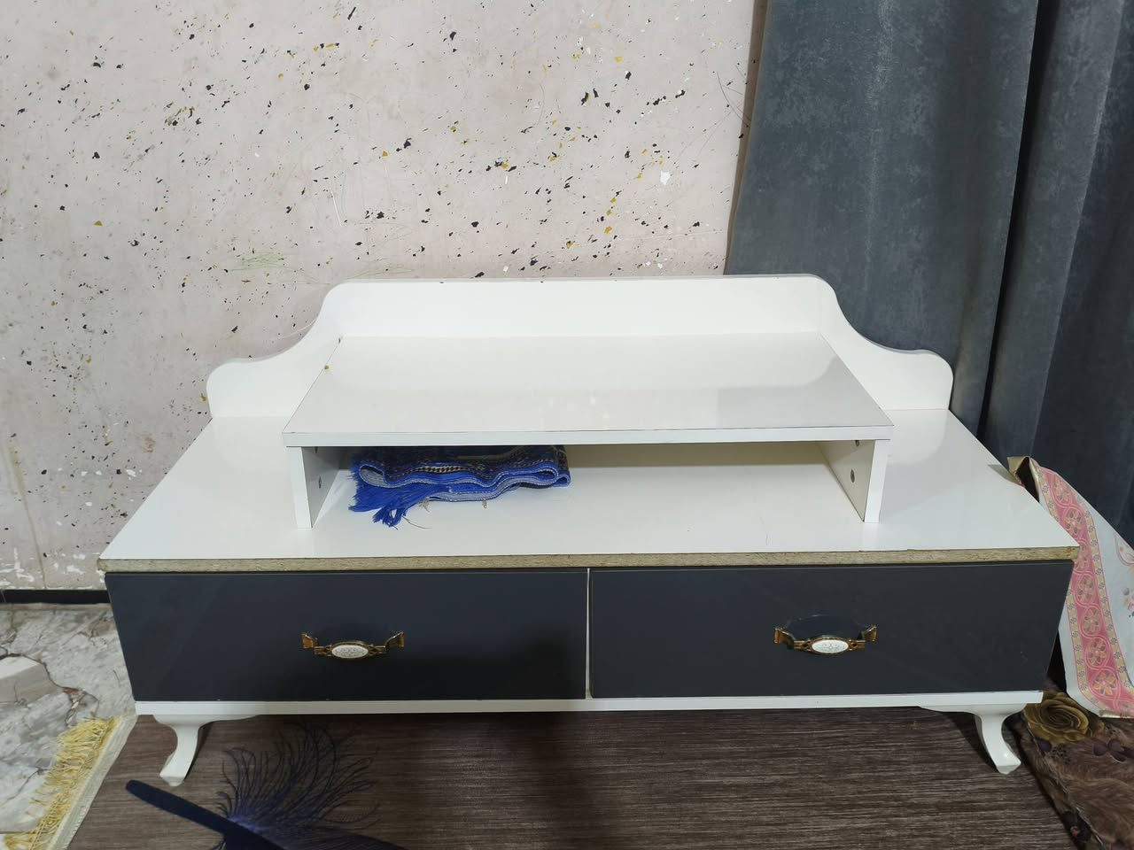 غرفت نوم تركيه 11  ضهر بلوك برغي حديد لل بيع 800 او بيه مجال  غرفه نضيفه ***********
