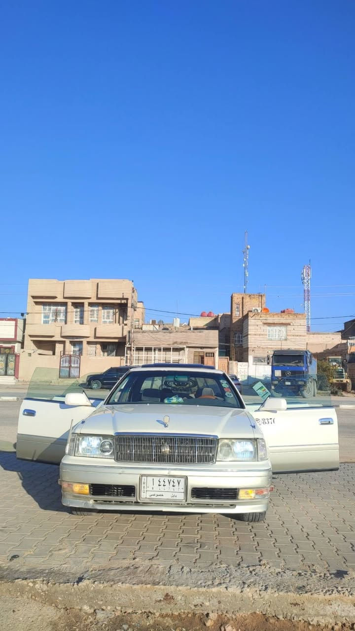 أصولي
سلام عليكم راس الثور 
مكفوله من الكص والنقل جثه والعيب الشرعي 
بيها فقط ضربه بالجنطه ومعمره بلاد 
رقم بابل باسمي مداور ثاني يوم كير ومكينه شرط كارتون فيفيتي فيشتين سياره جاهزه تبريدها شغال وخير من الله الكهربائيات كلها شغاله جام عسلي ويل كب ليزري سياره جاهزه تجي وتشوف بعينك واحلى من الصور السعر ( 100) وبيها مجال 
خاص ماجاوب اتصل فقط ***********
